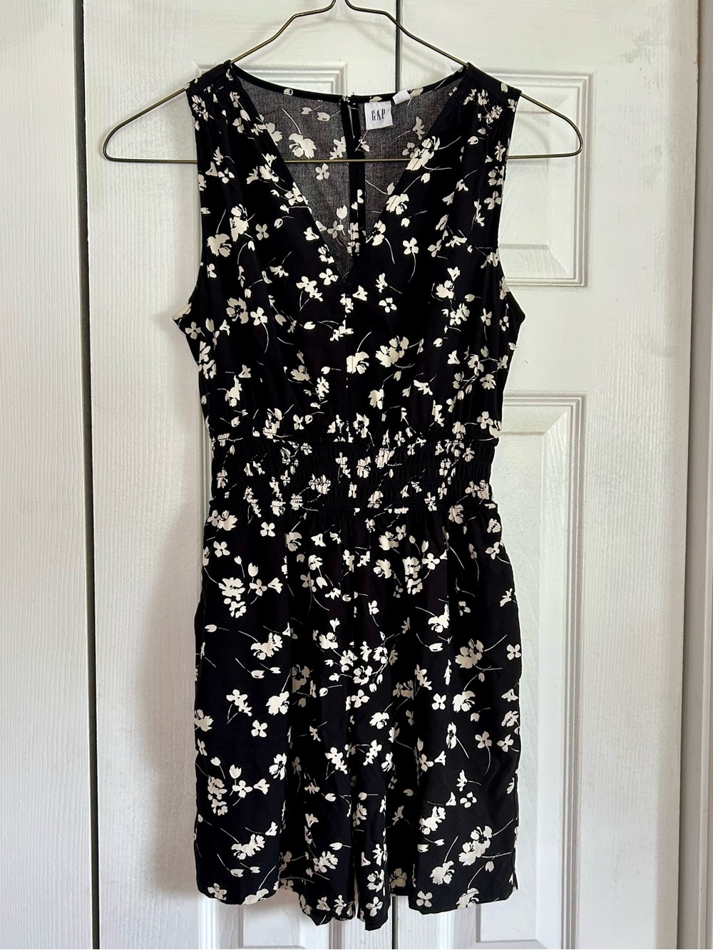 GAP Black & White Floral Sleeveless Romper